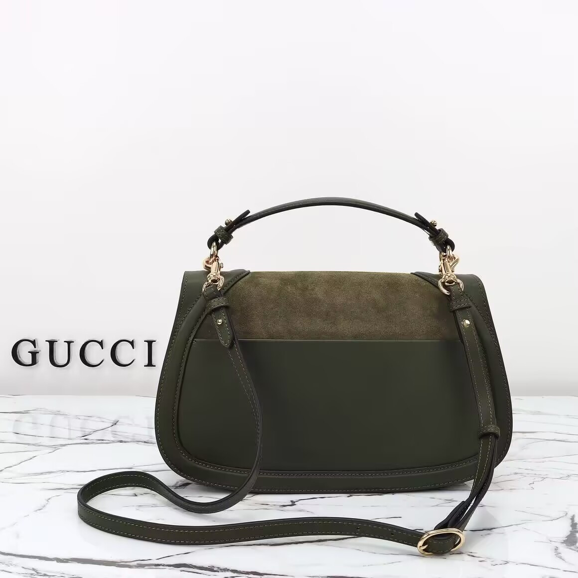 G*u*i shoulder bag 32x17x10cm