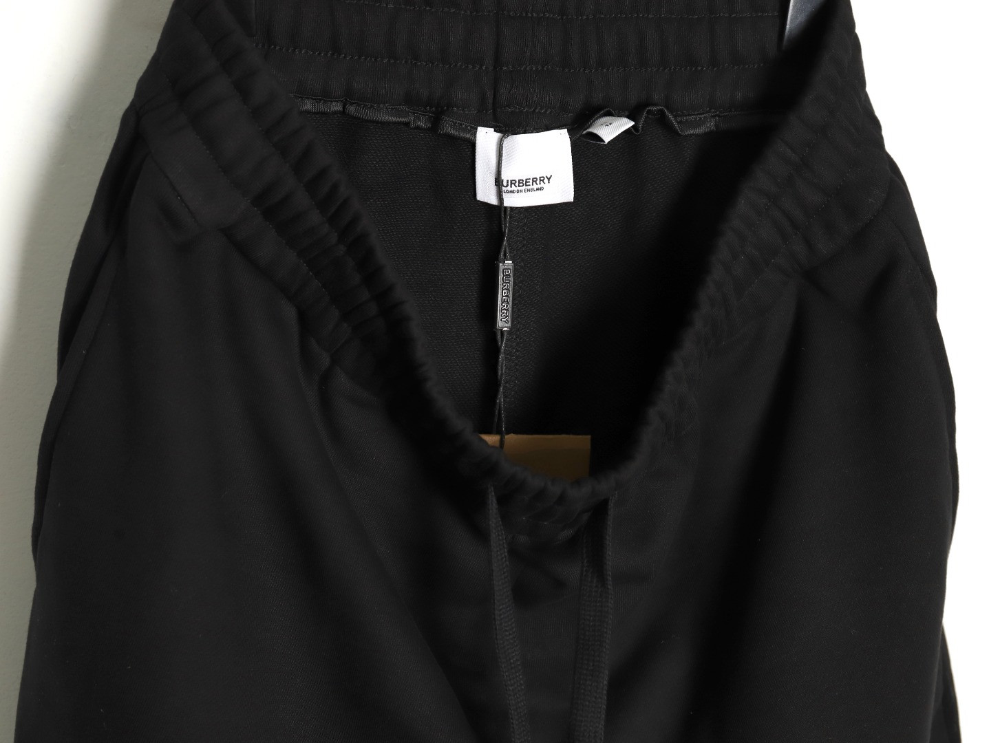 B**rry shorts