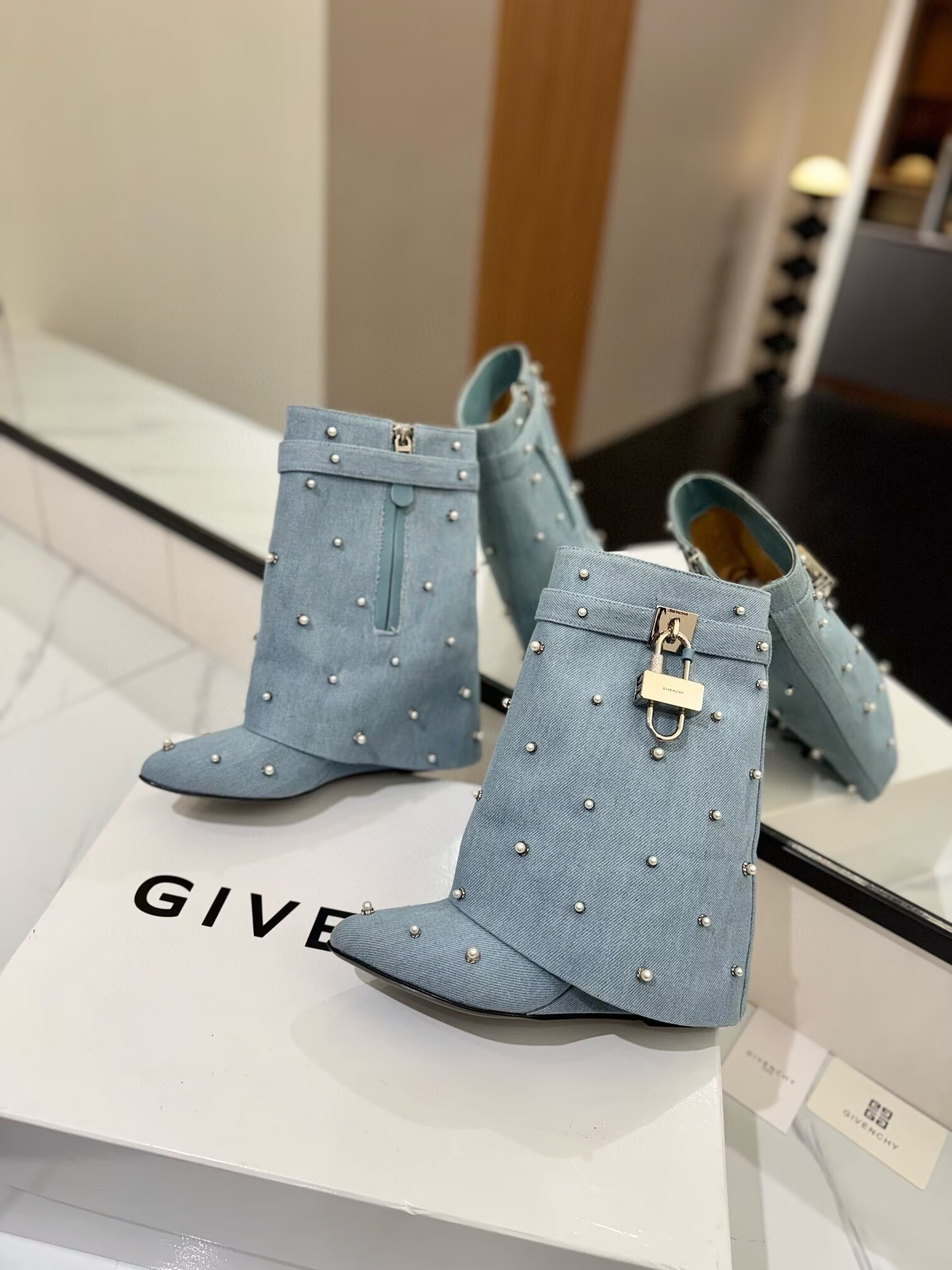 UA Givenchy Boots