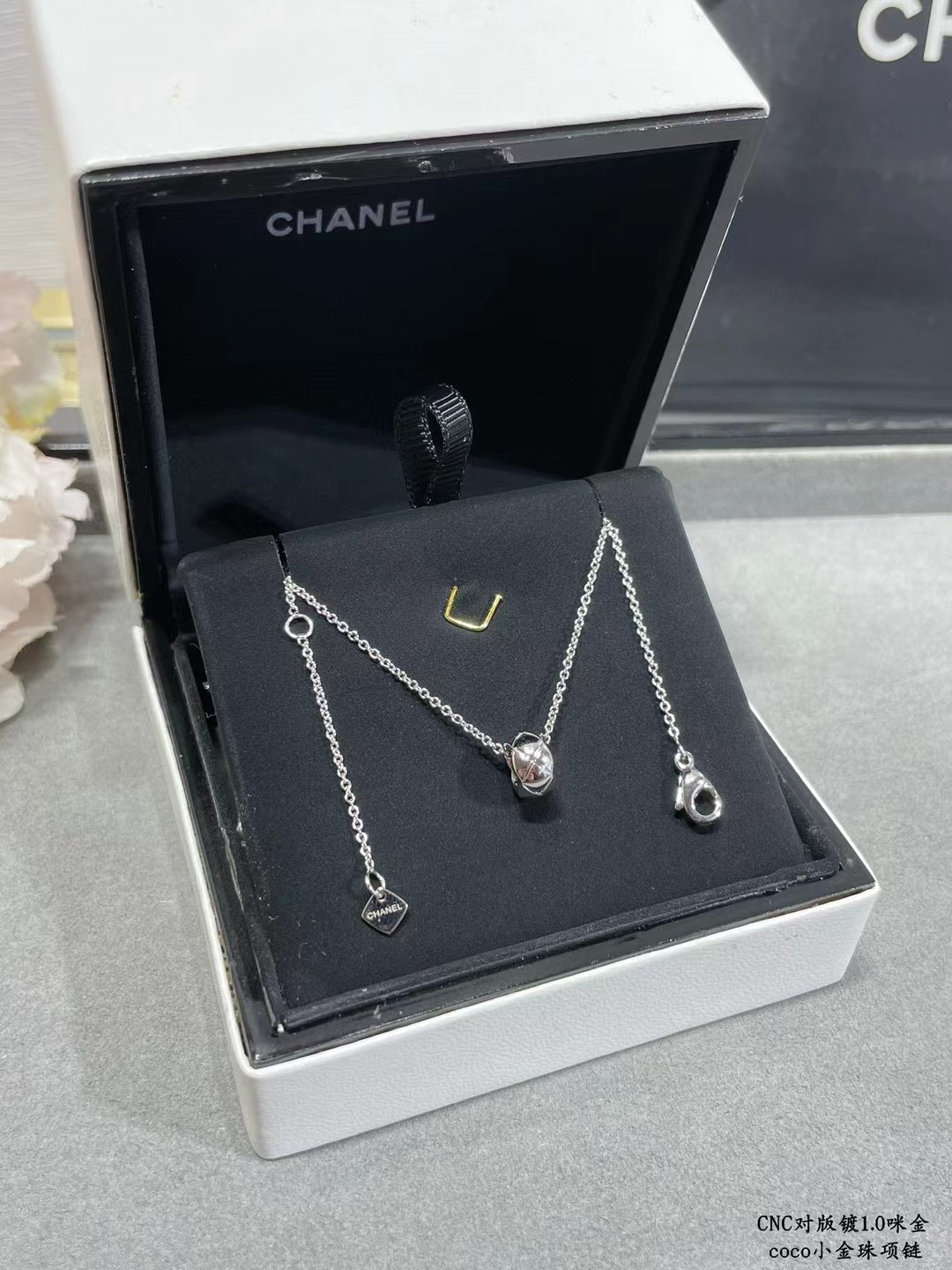 Ch*el small gold beads necklace