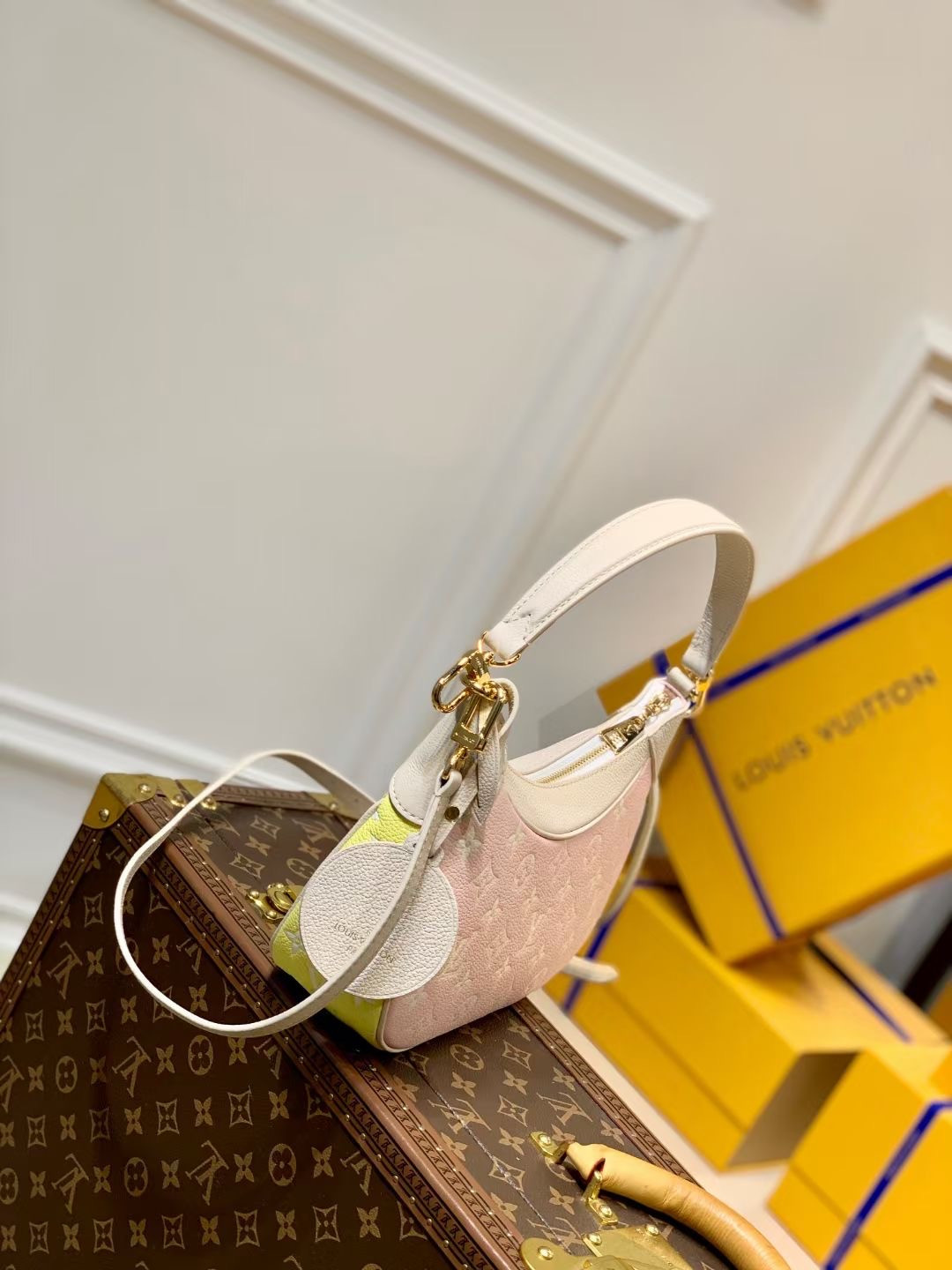 LV BAGATELLE M46113