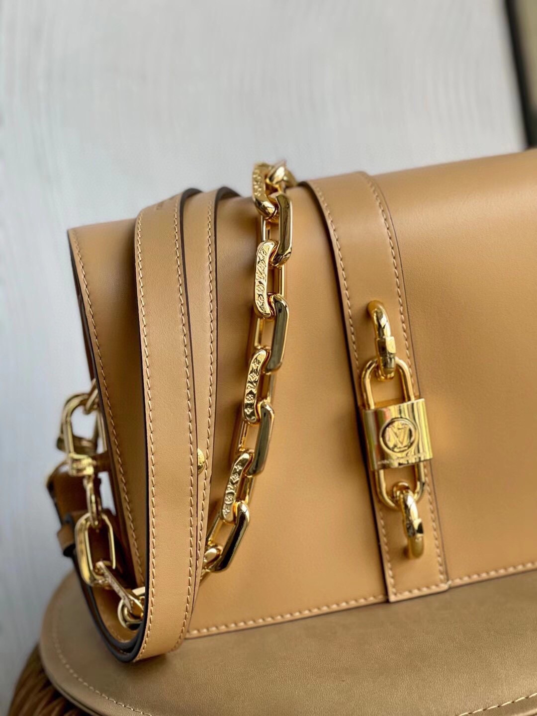 RENDEZ-VOUS M57745