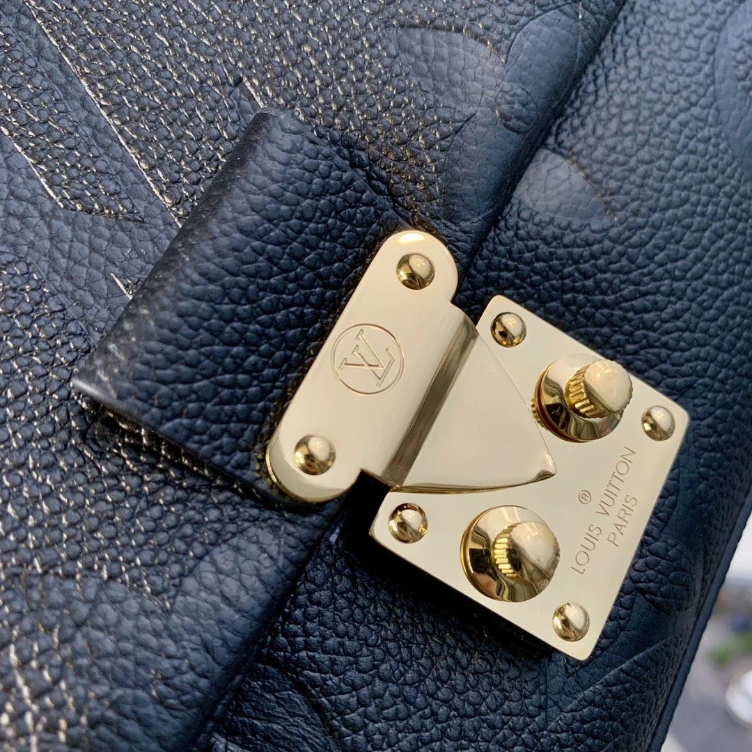 LV MADELEINE MM M45976