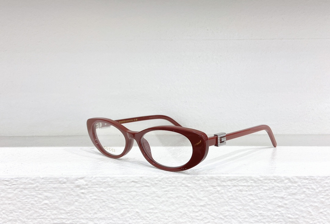 G*u*i glasses gg 1680s 52-17-140
