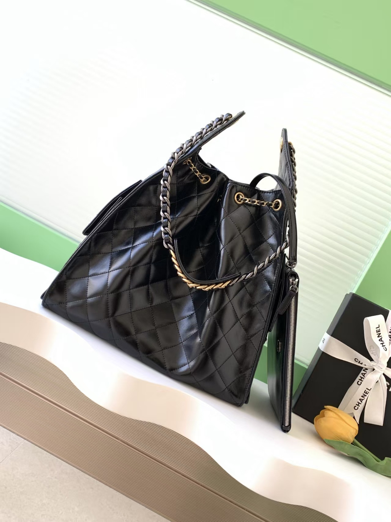 Ch*el 25c bucket bag 40x30x15cm
