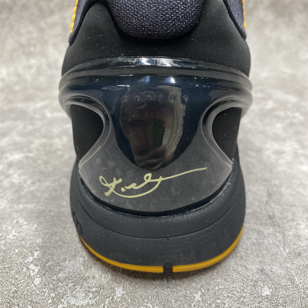 ZOOM KOBE 6 