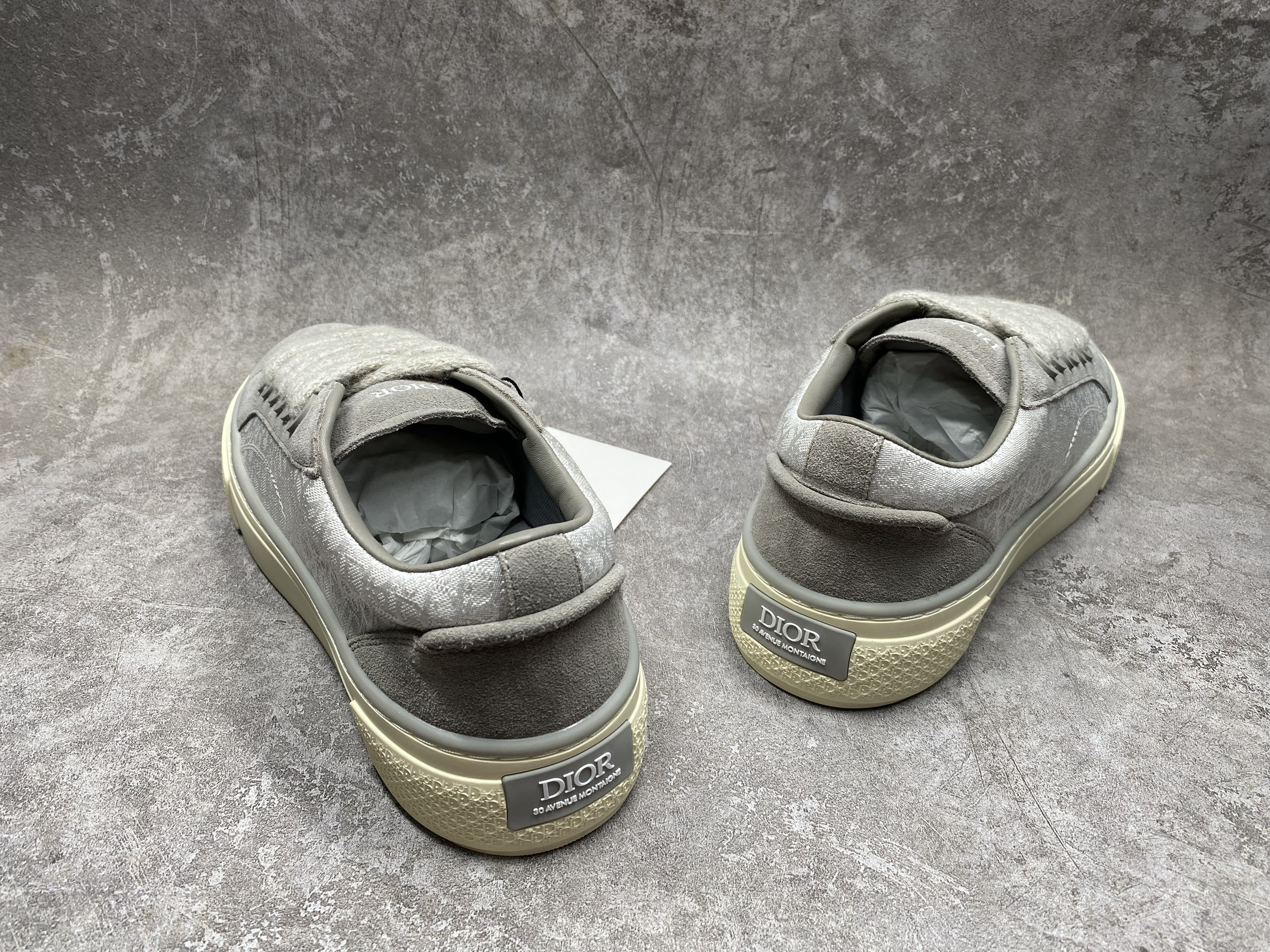 ua D*or b33 sneaker