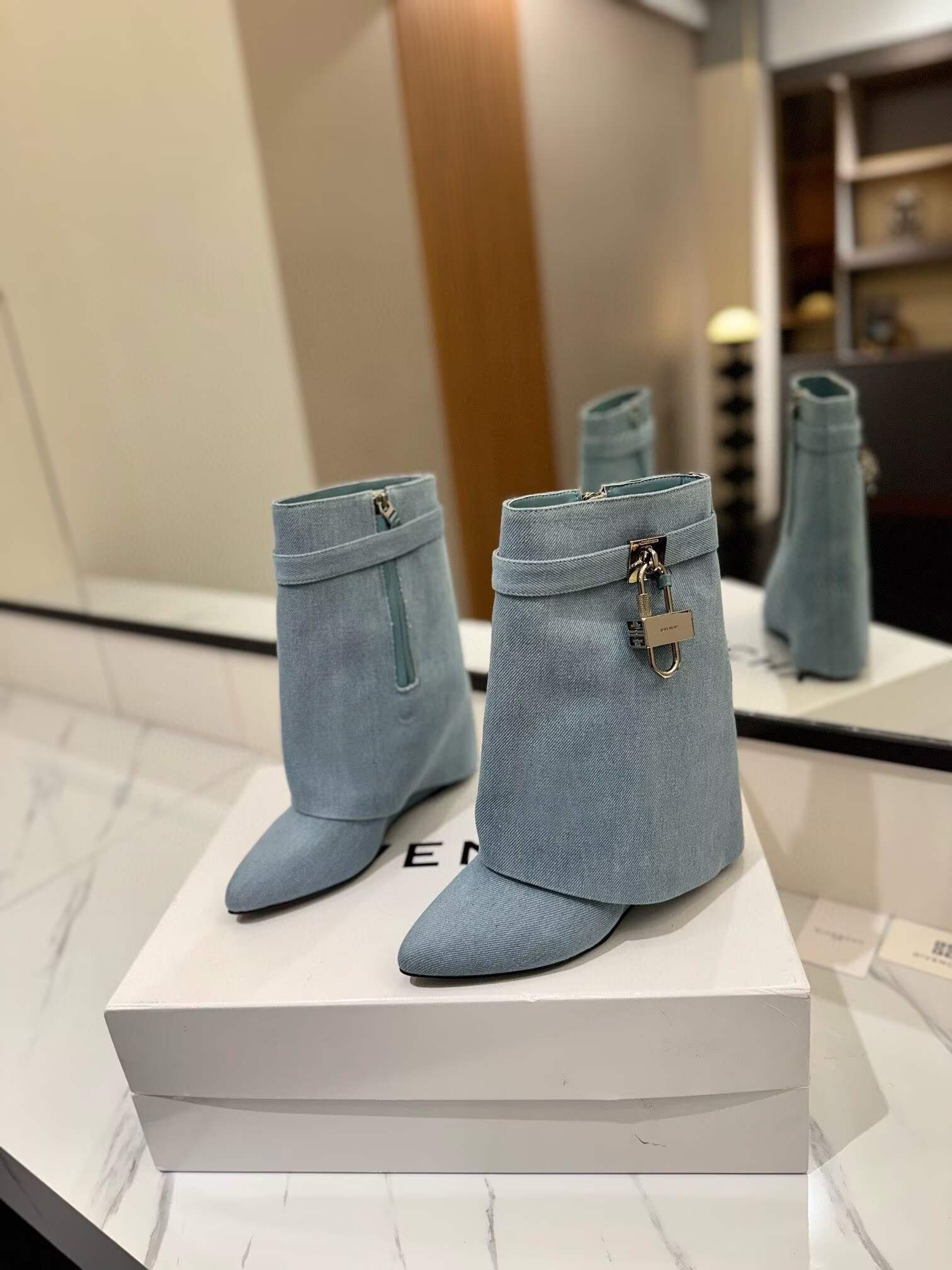 UA Givenchy Boots