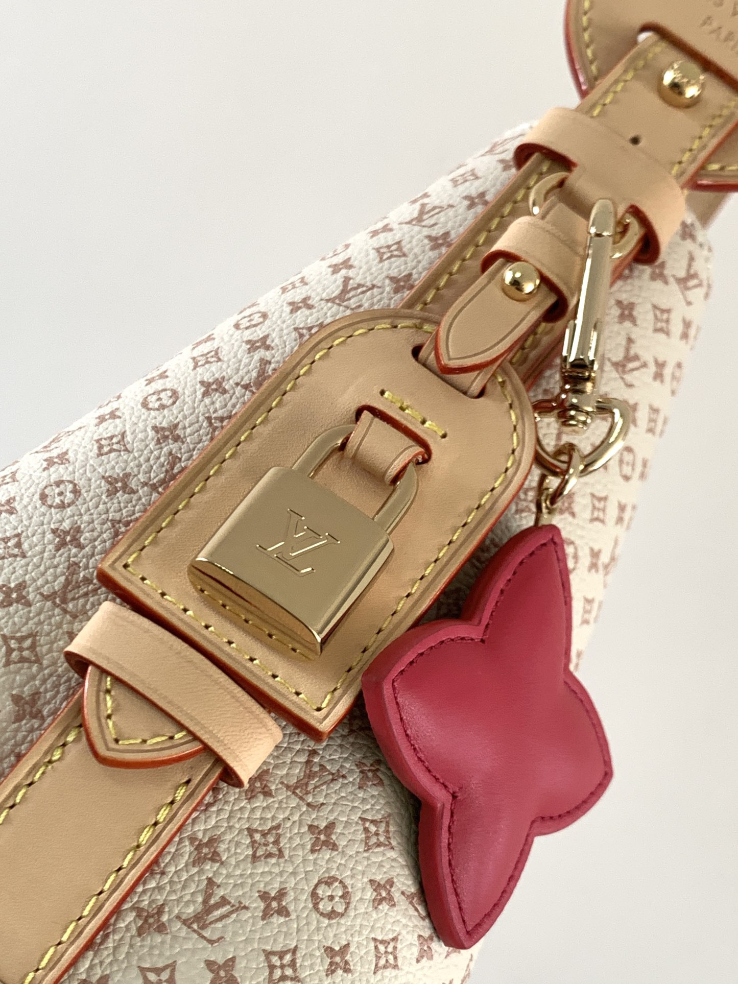 LV All In BB M15130 16x18x12cm