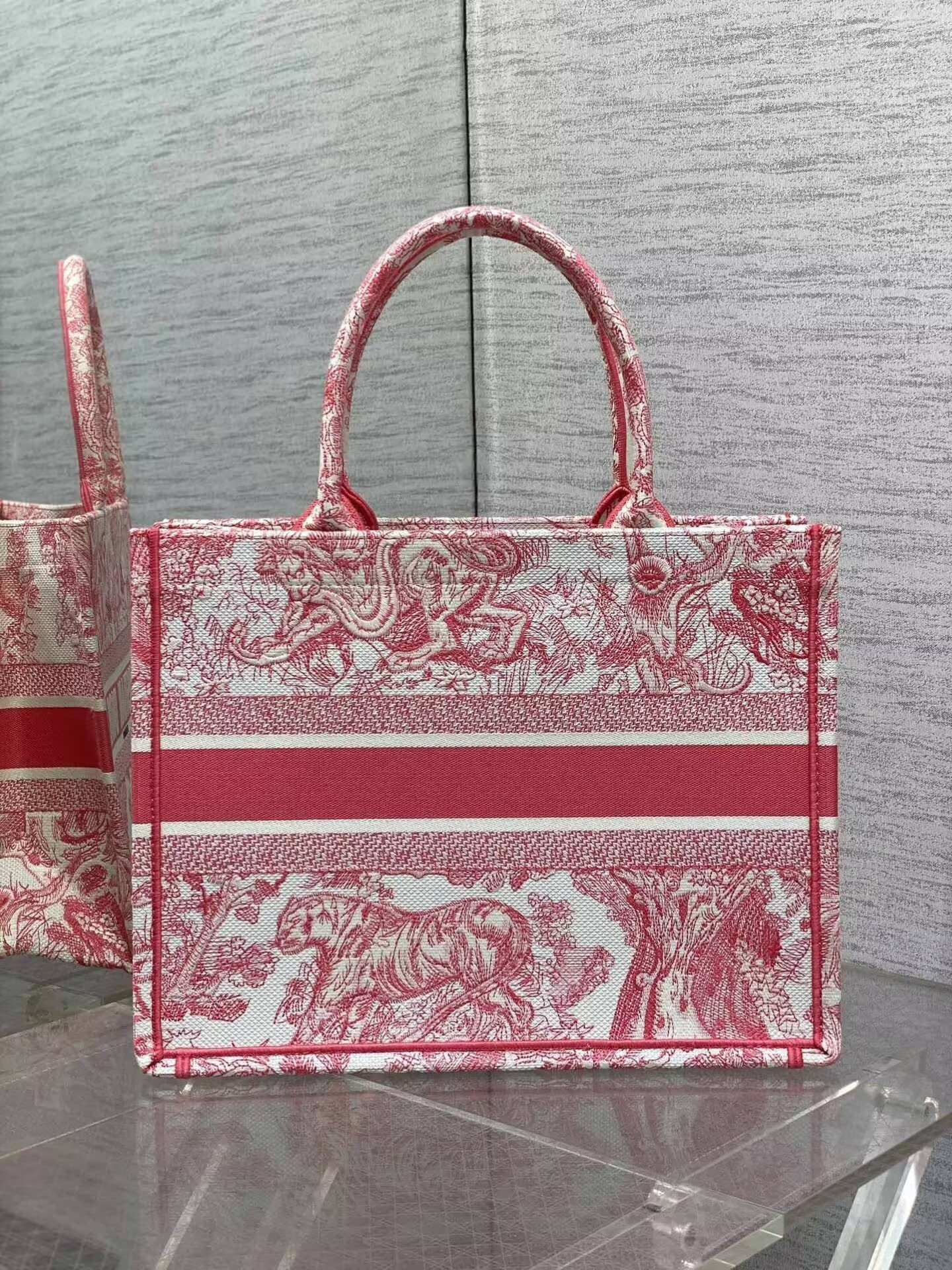 D*or tote 36 x 18 x 28cm