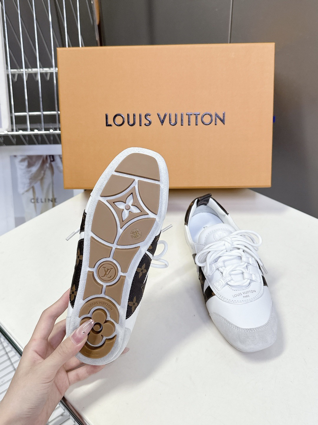 UA LV Sneaker