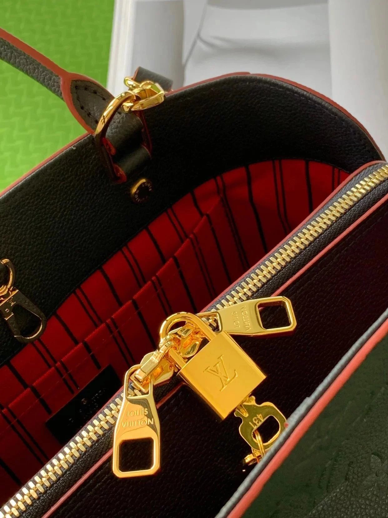 LV MONTAIGNE MM M42746
