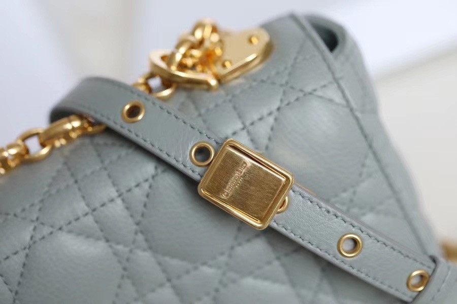 small D*or caro bag