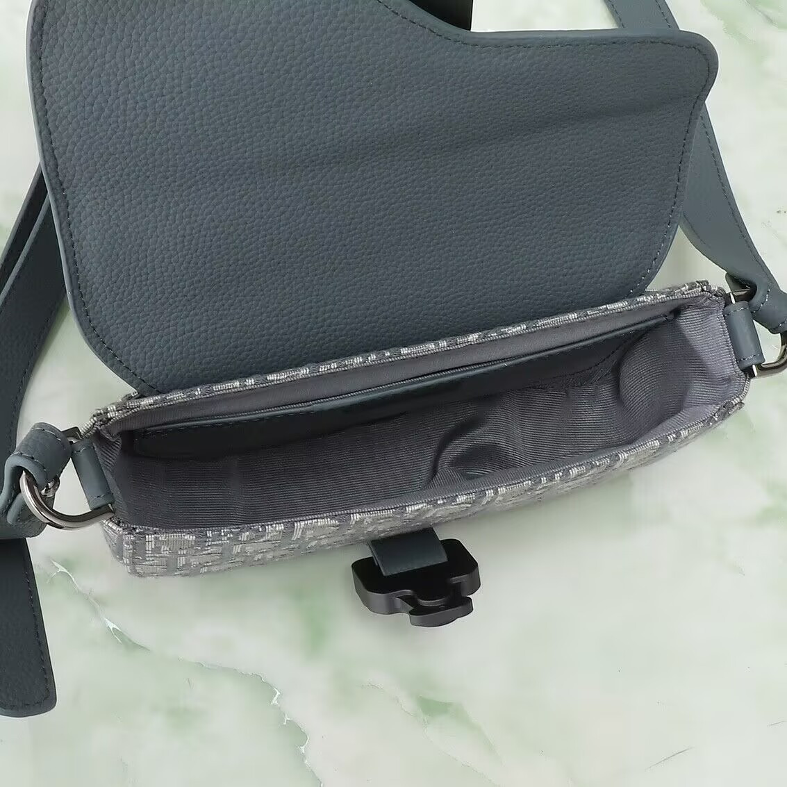 D*or mini saddle messenger bag with flap 19.5x13x4.3cm