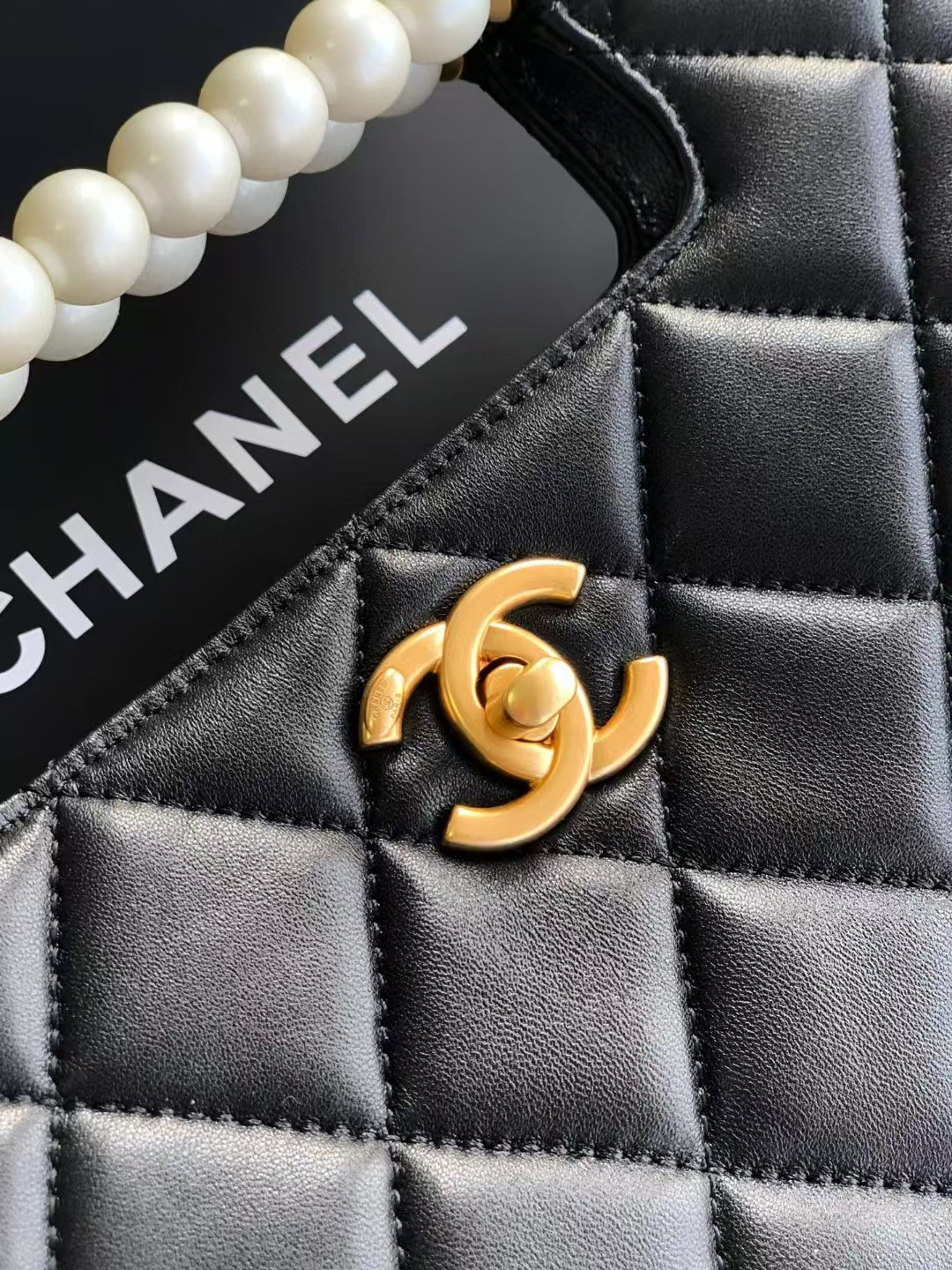Ch*el small shopping bag as5413 17x22x8cm