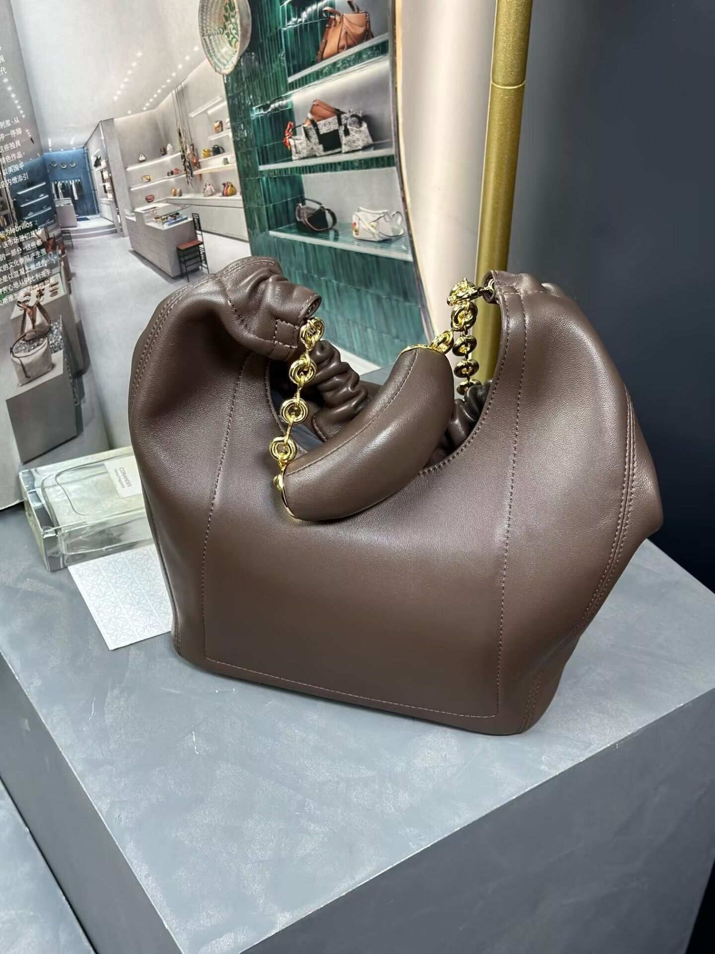 L0ew* small squeeze bag in mellow nappa lambskin 29x10.5x24cm