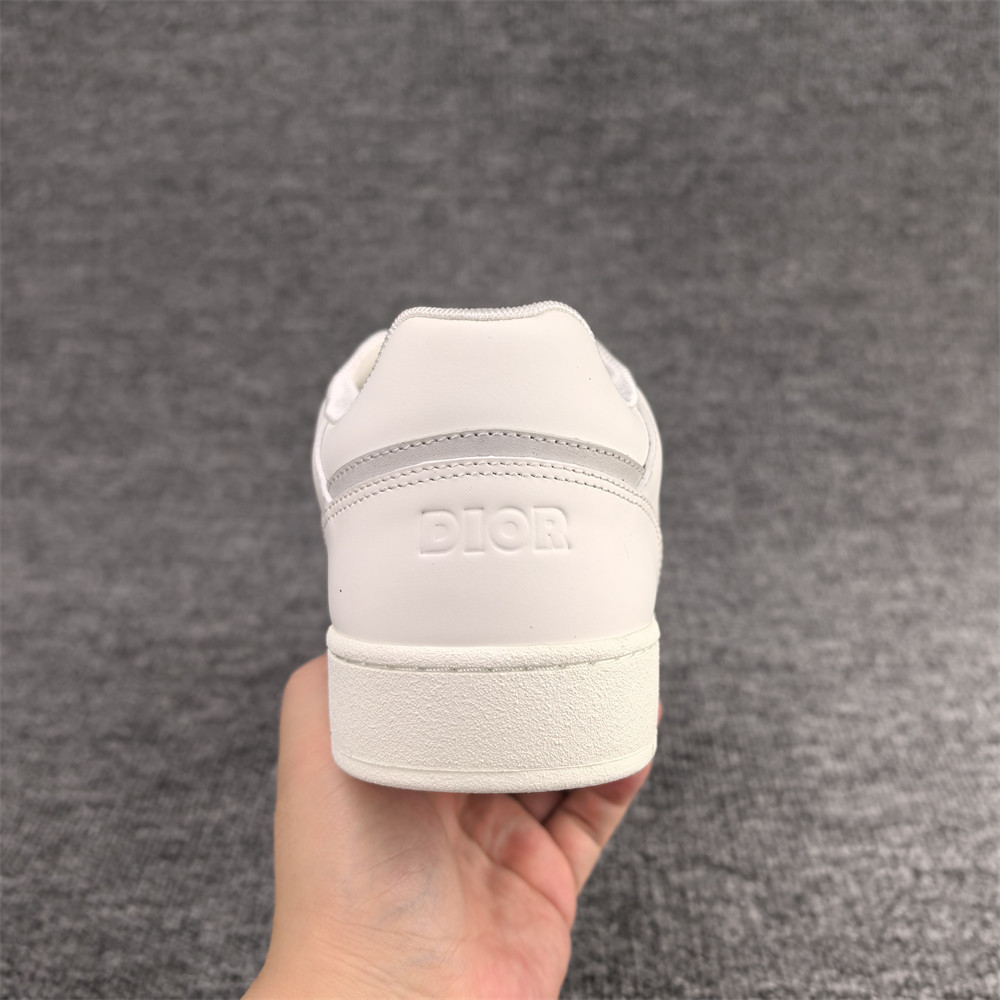 ua D*or sneaker