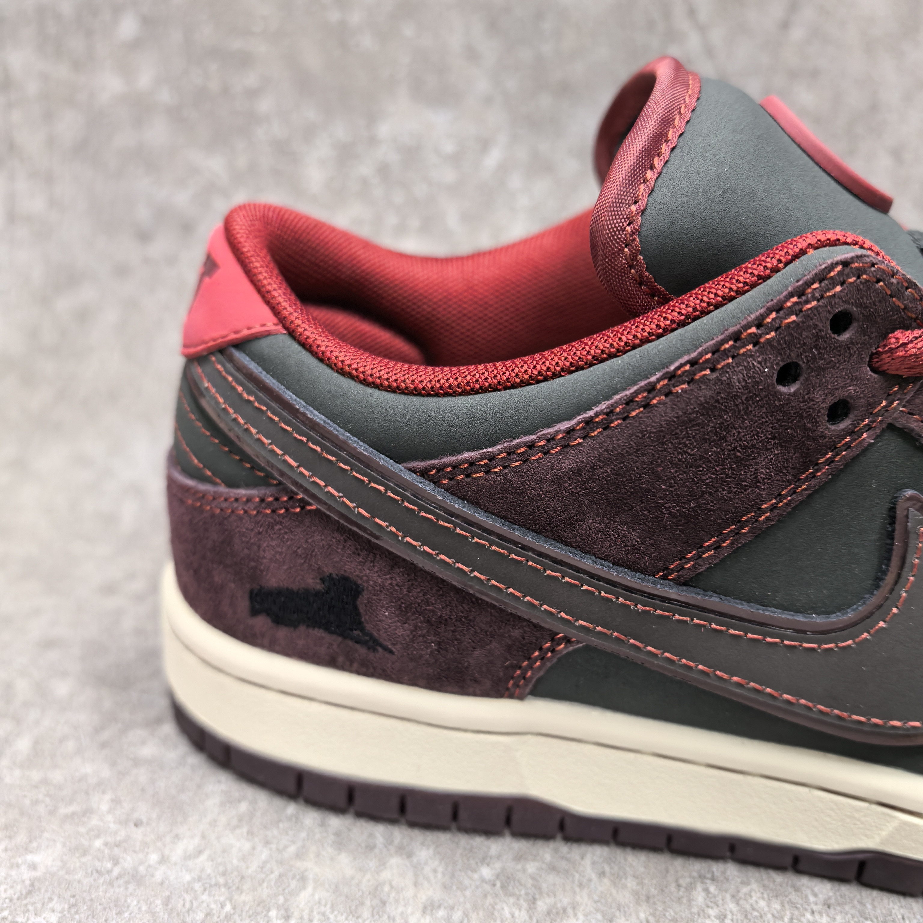 UA Nike SB Dunk Low