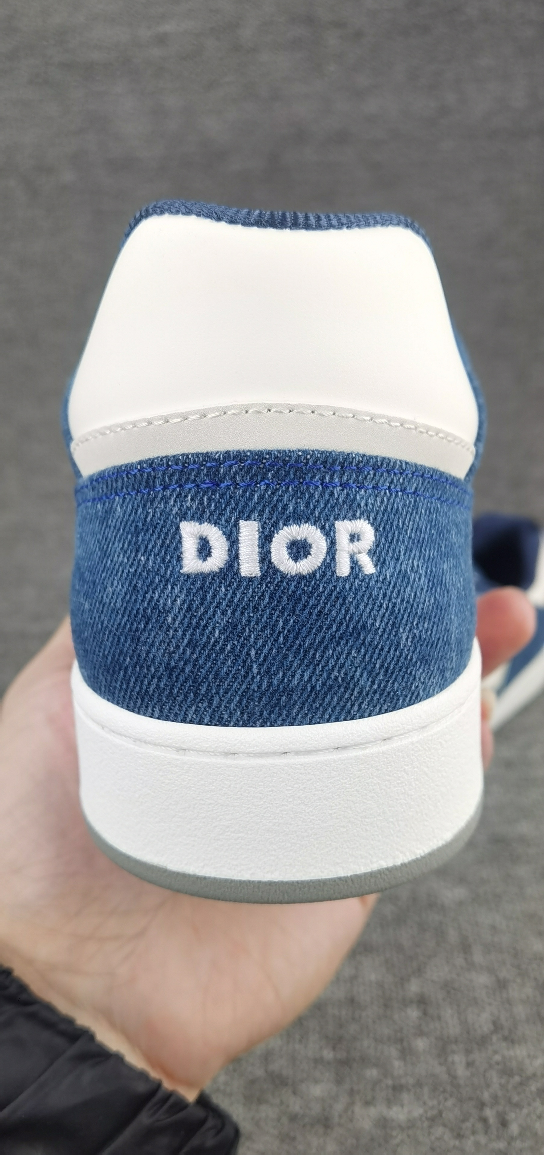 ua D*or b27 sneaker