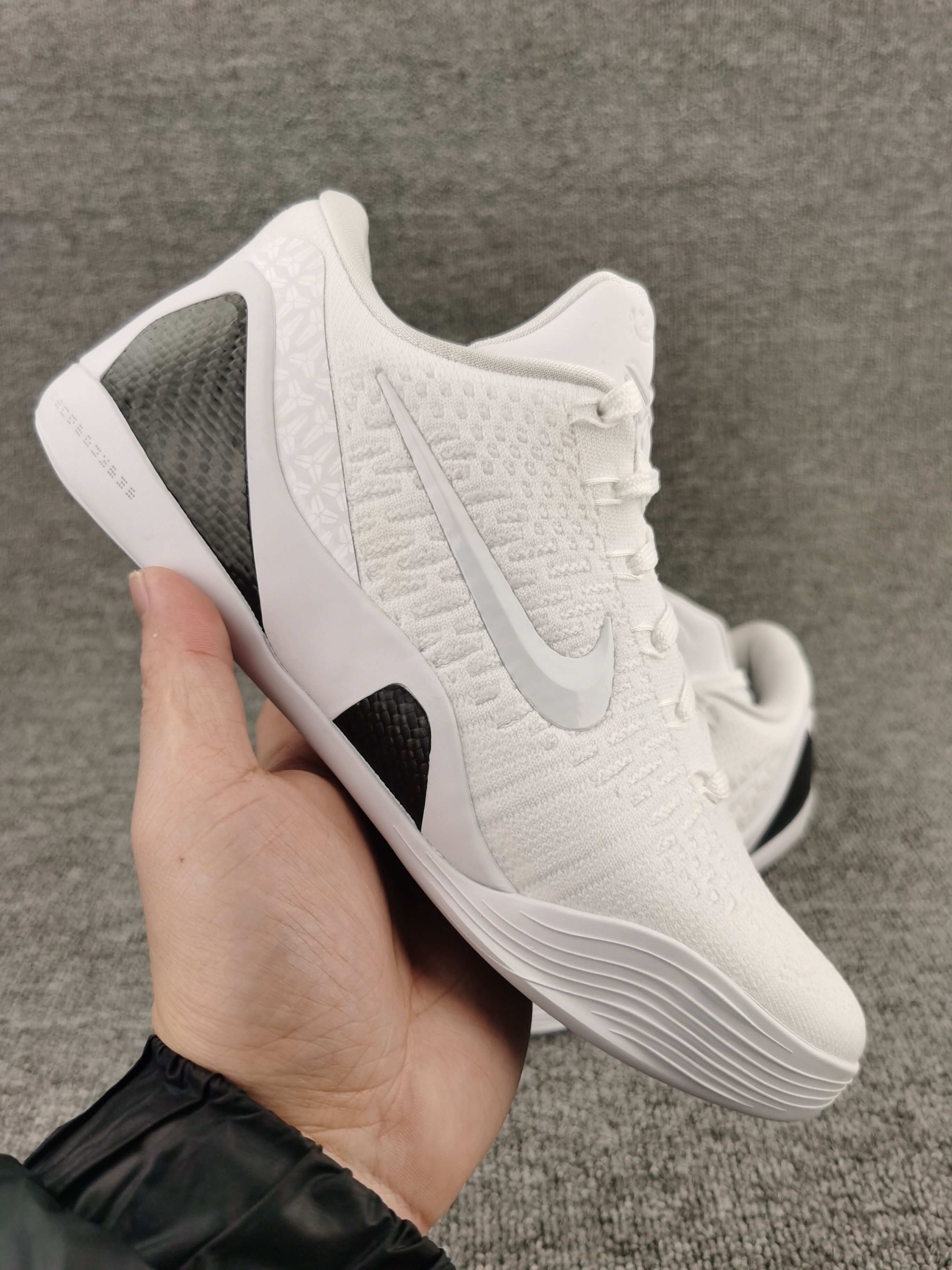 UA Nike Kobe 6