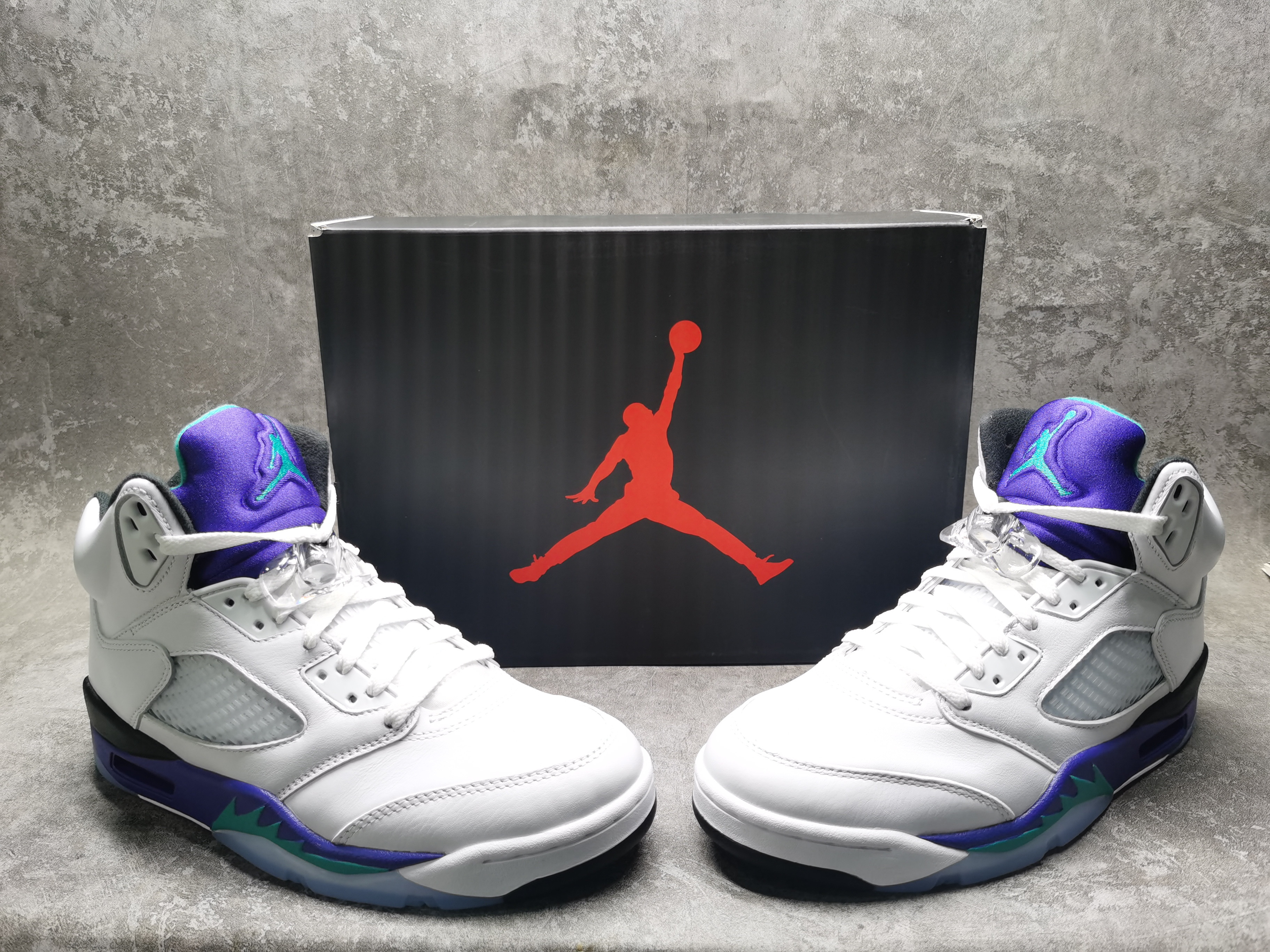 UA Jordan 5 Retro