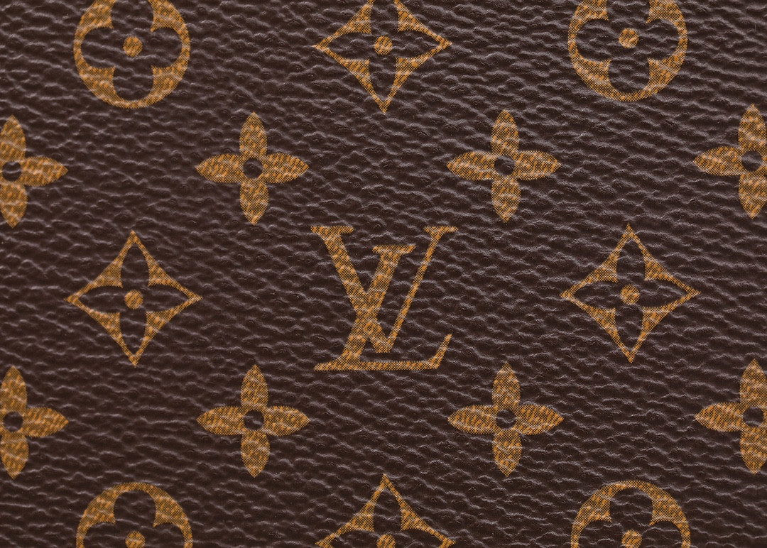 LV  Petite Boite Chapeau  M43514 6.9 x 6.5 x 3 inches