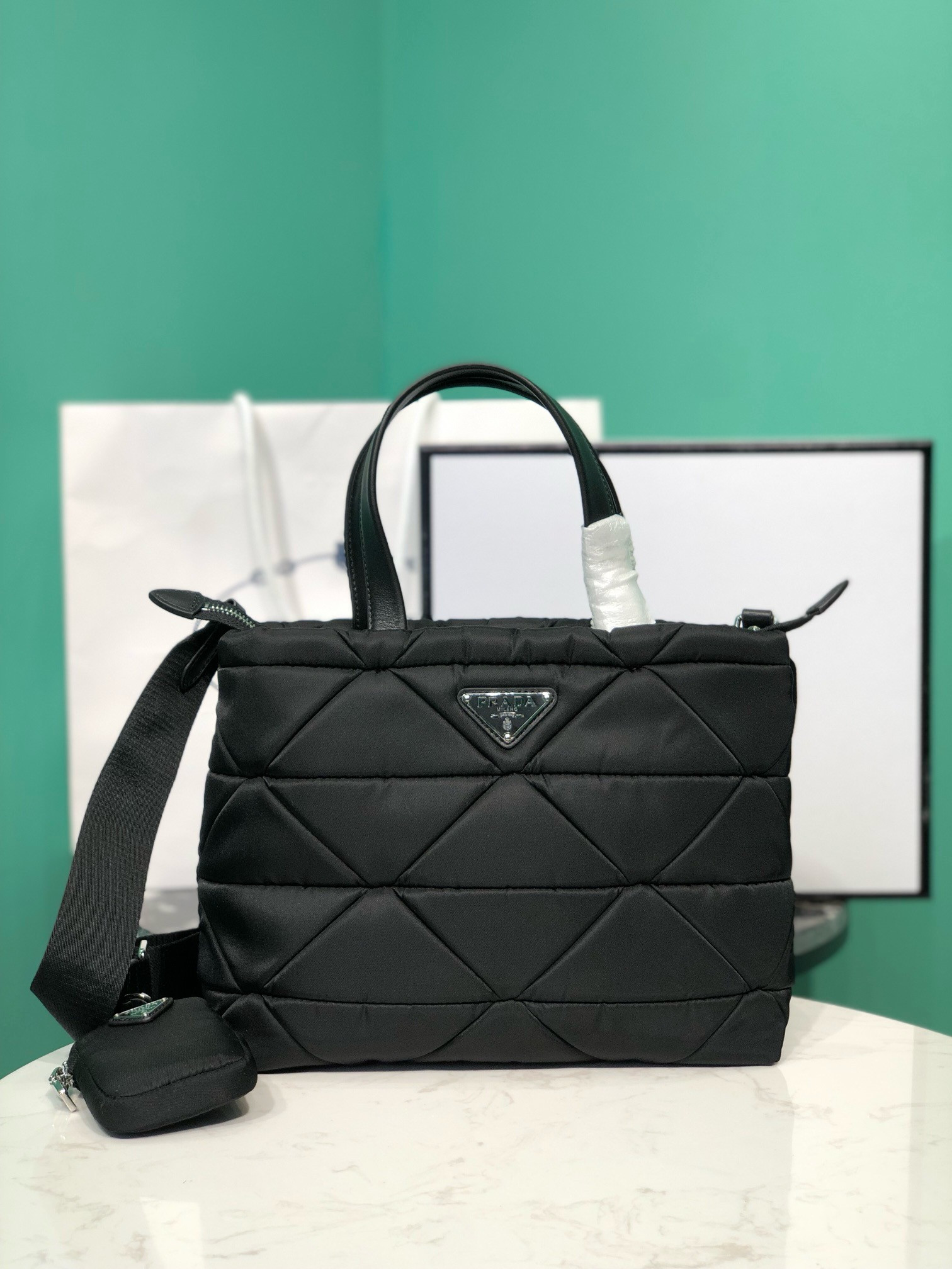 Pra*a re-nylon system tote 25x21.5x13cm