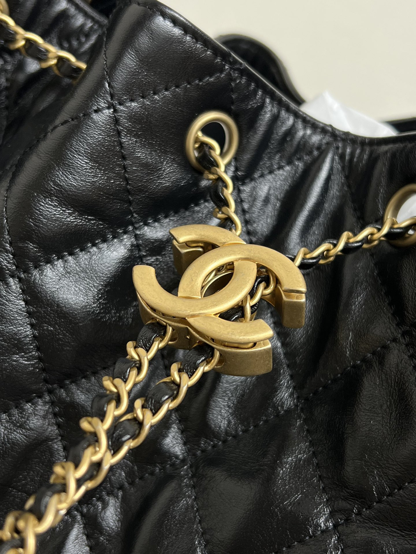Ch*el 25c bucket bag 40x30x15cm