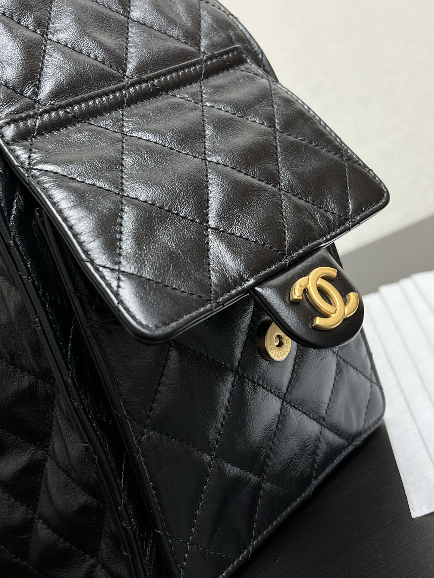 Ch*el 25c bucket bag 40x30x15cm