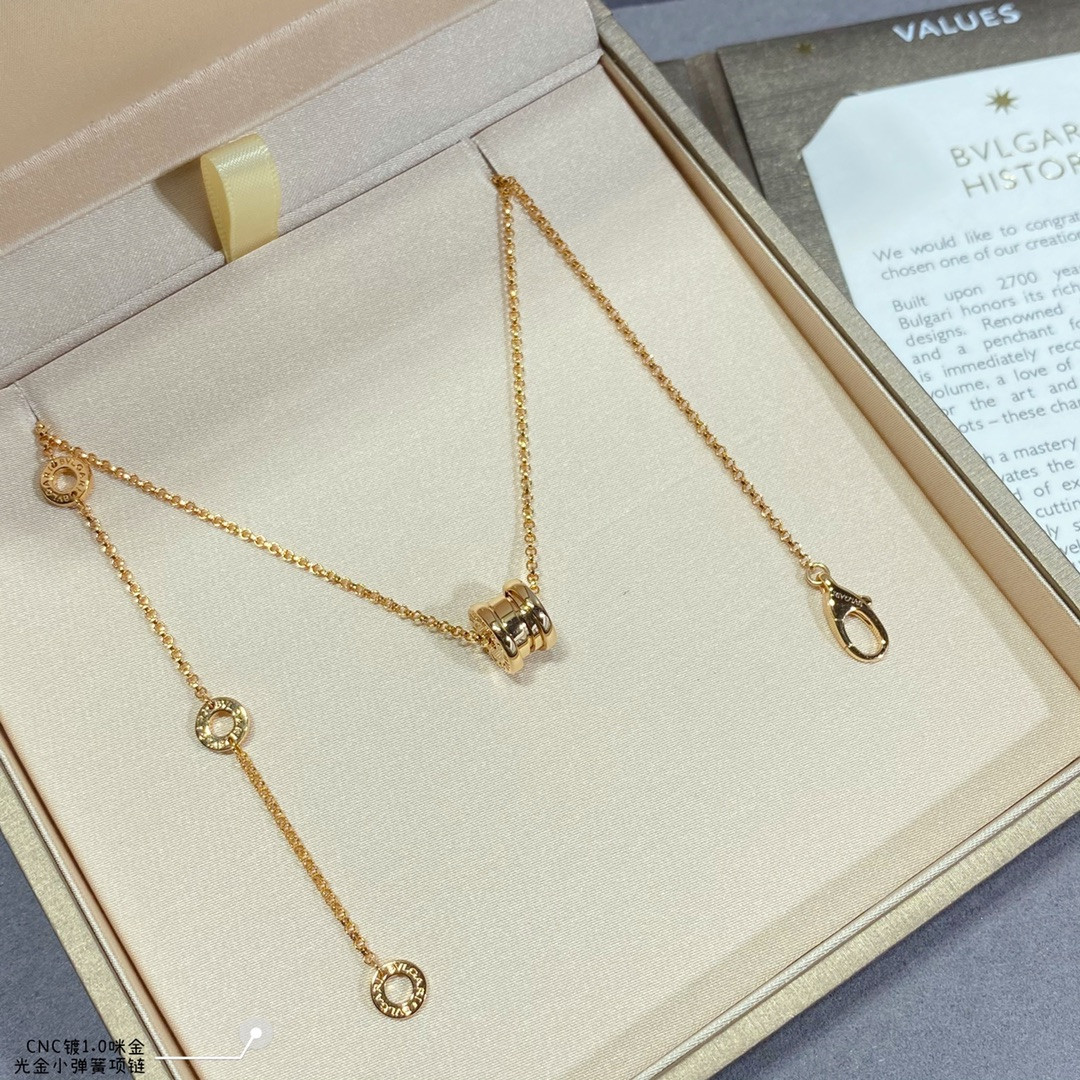 B*l*ai light gold small spring necklace