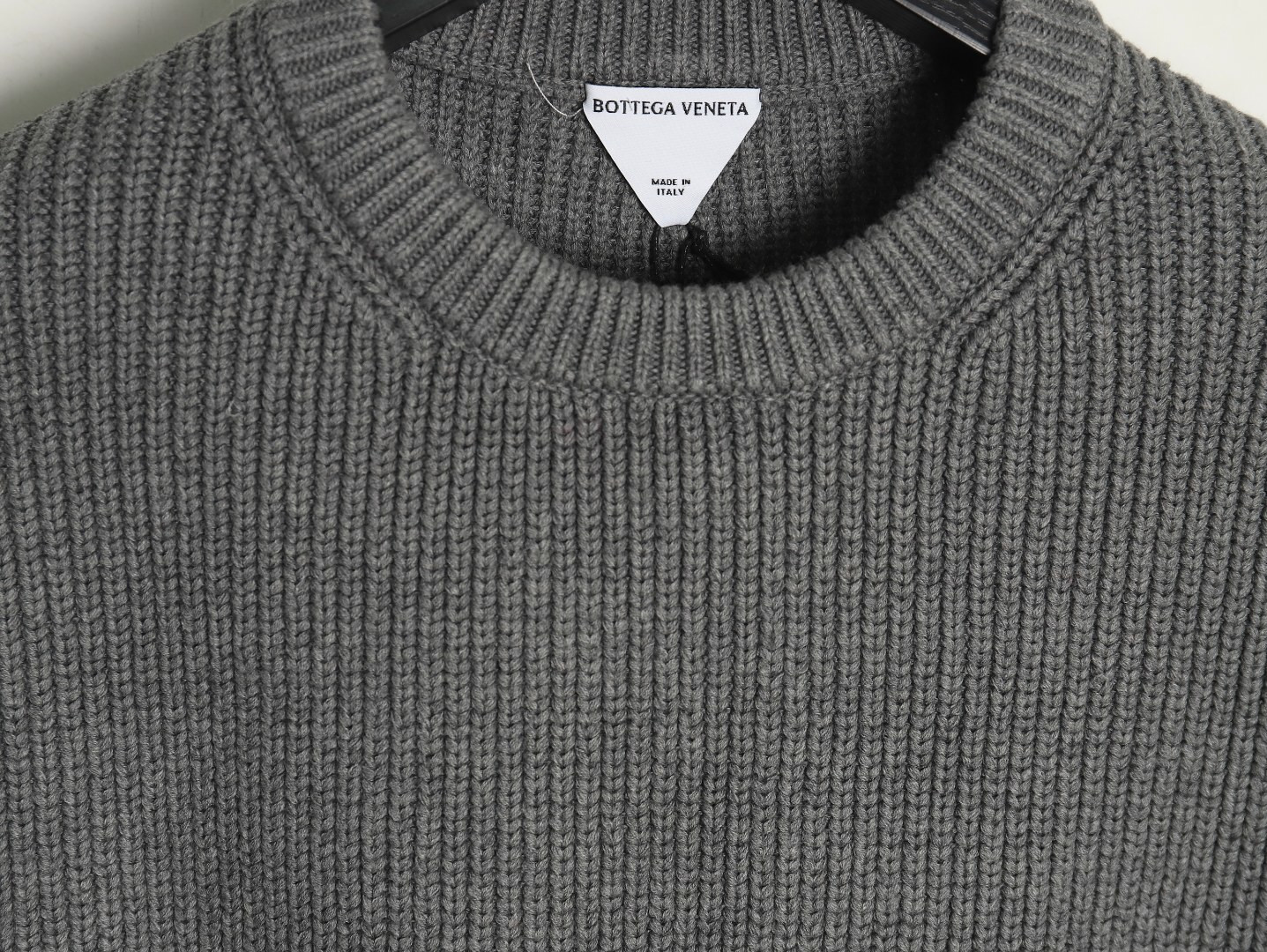 bo*te*ga Ve*ne*ta bv 23fw sweaters