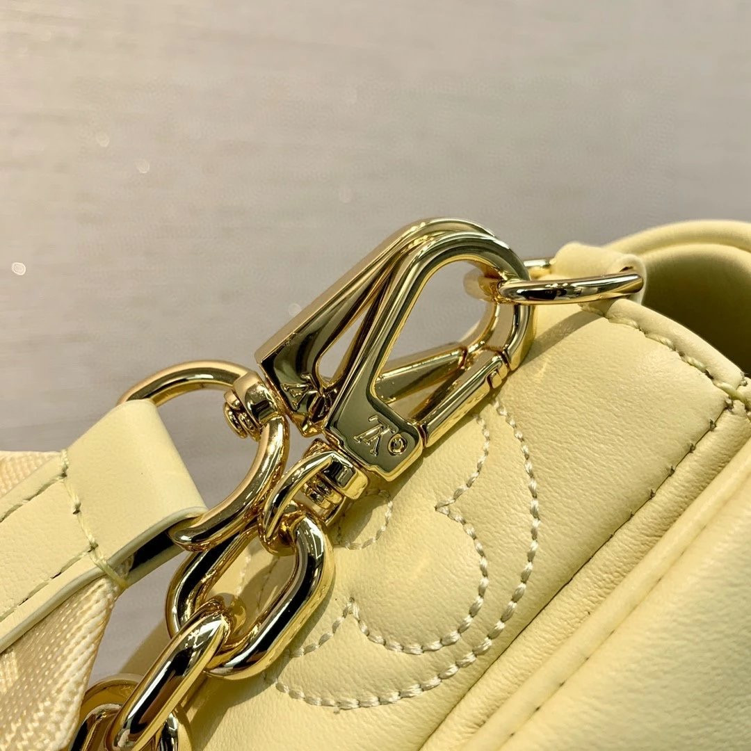 LV WALLET ON STRAP BUBBLEGRAM M81400