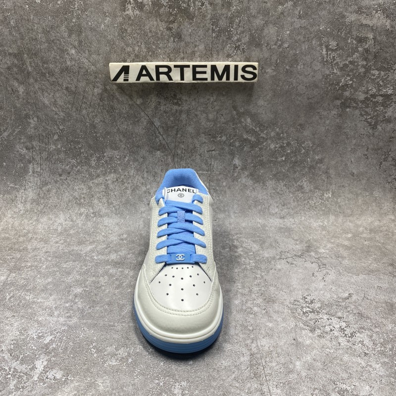 Ch*el runner tennis white light blue