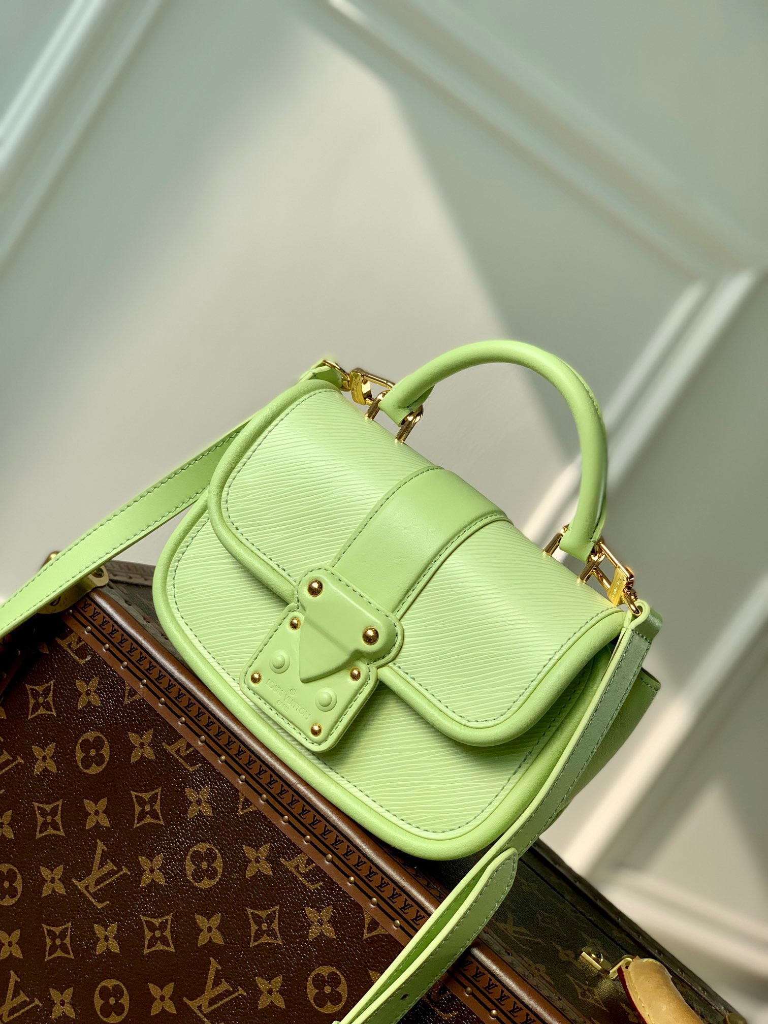 LV Hide and Seek M22725