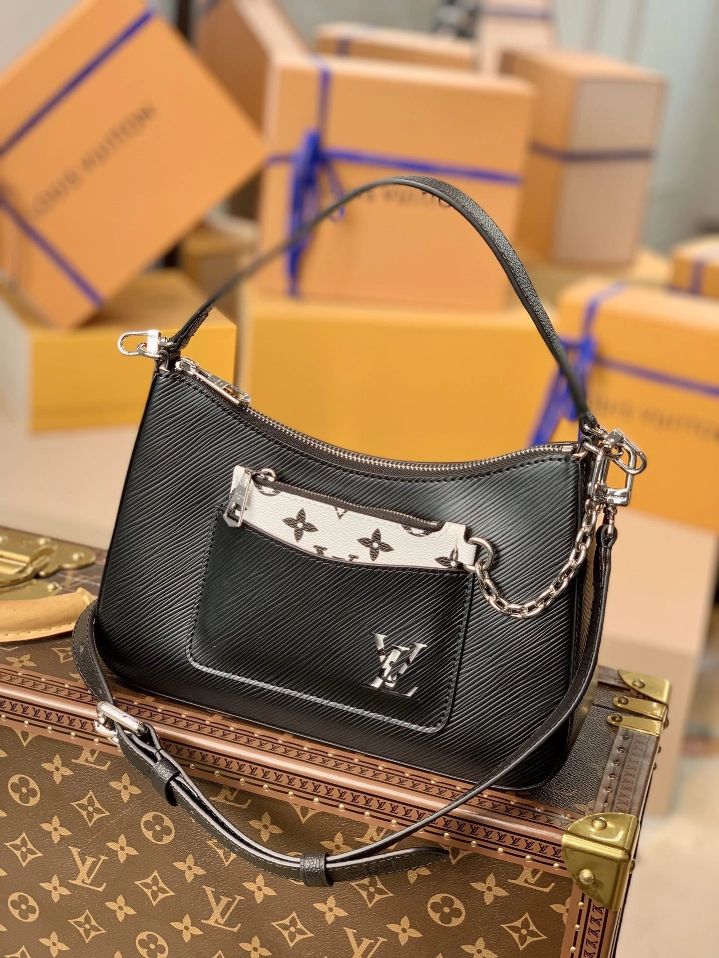 LV MARELLE M80689