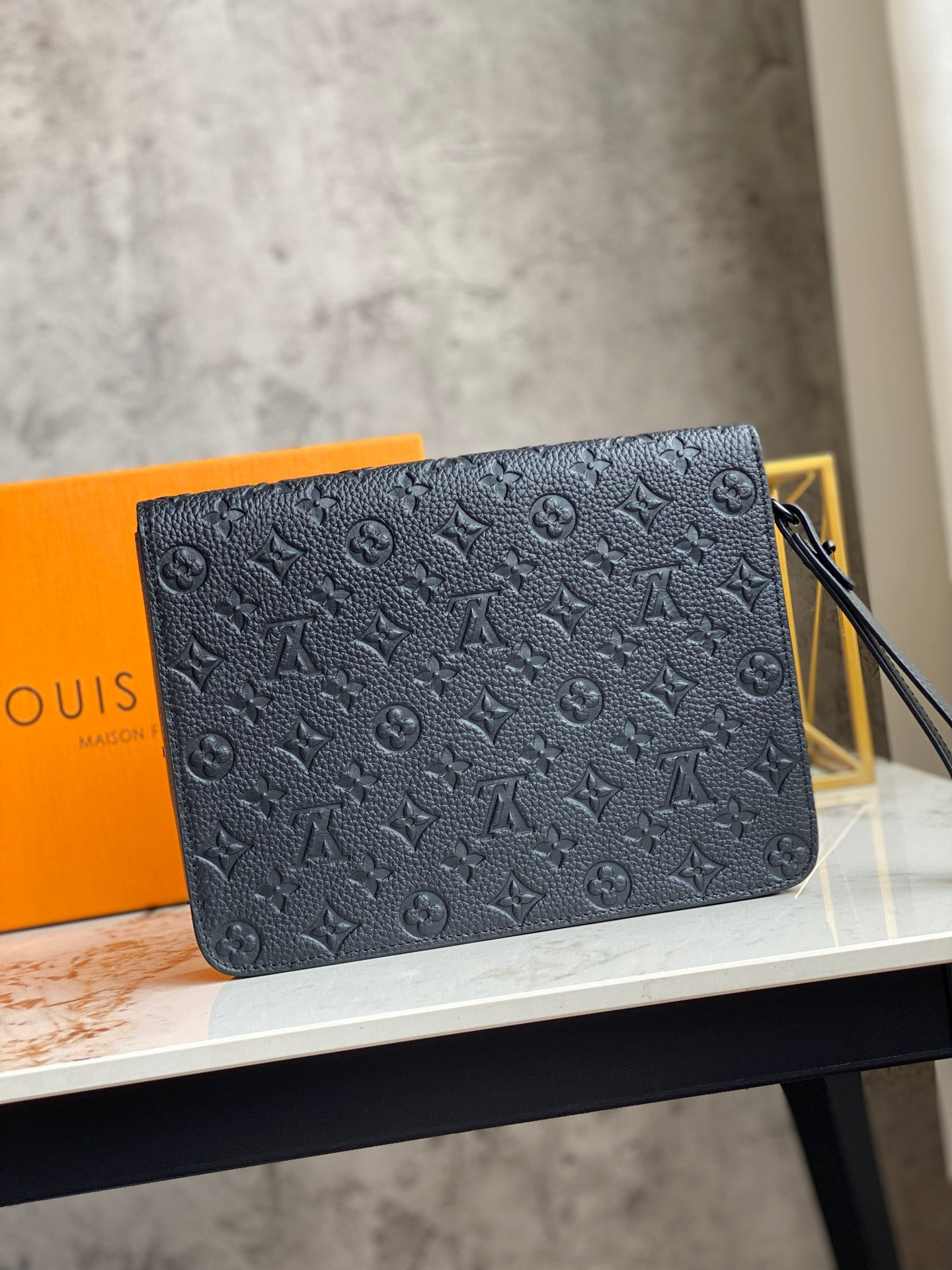 LV S LOCK 4A M80582