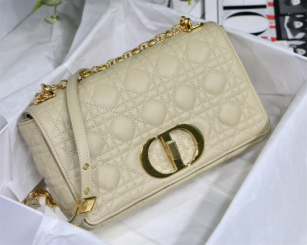 medium d*or caro bag beige S*pple cannage calfskin 25.5 x 15.5 x 8 cm