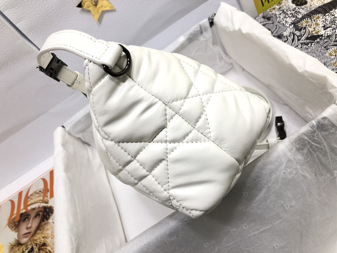 medium D*or travel nomad pouch