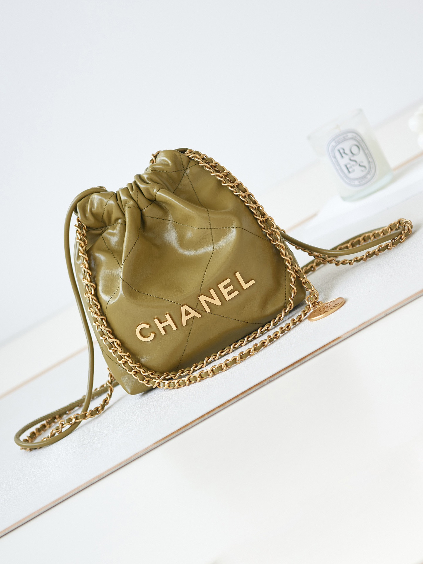 Ch*el 22 mini handbag shiny calfskin green 7.8 × 7.4 × 2.3 in