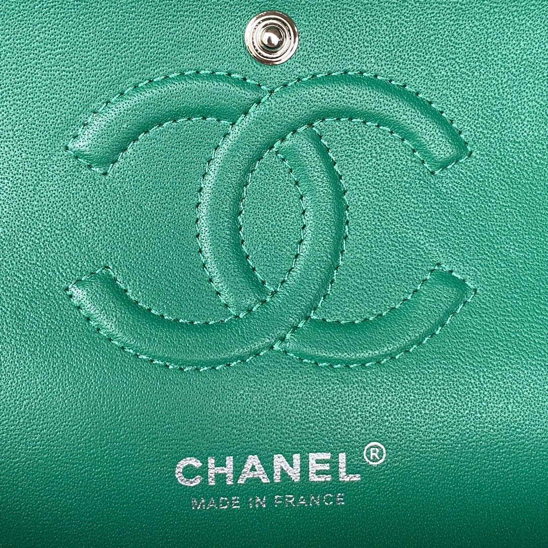 Ch*el classic handbag grained shiny calfskin & silver-tone metal green 6 × 9.9 × 2.5 in