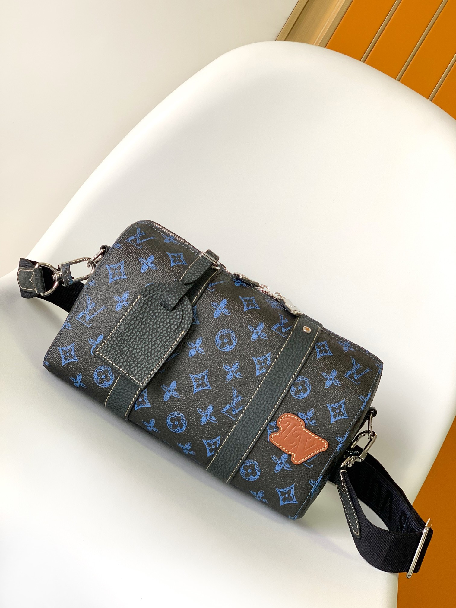 l0*is V*t0n keepall bandoulière 25 m46339 9.8 x 5.9 x 4.3 inches
