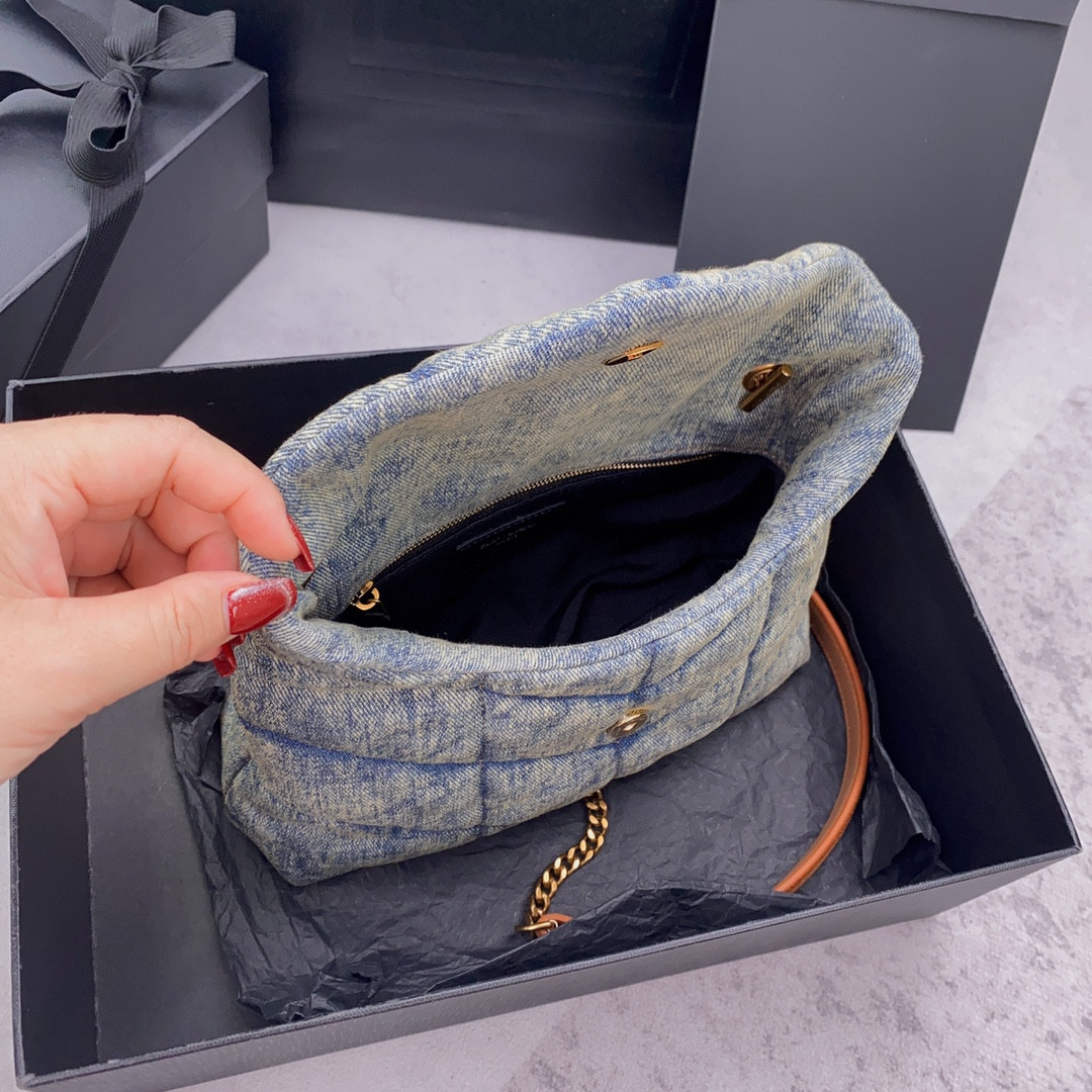 Y*L puffer in suede and denim light blue 23 x 15.5 x 5.8 cm