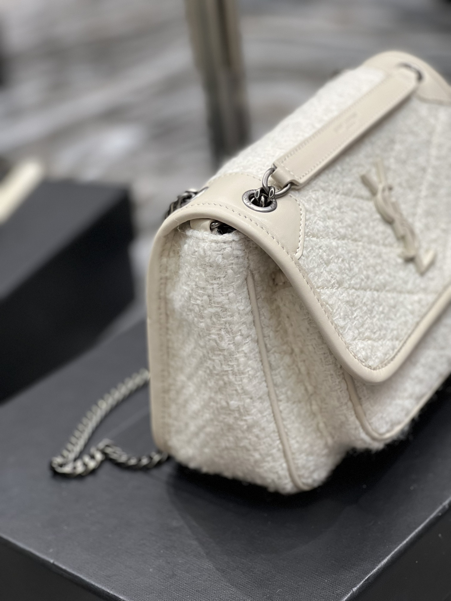 Y*L niki medium in white 11 x 7.8 x 3.3 inches
