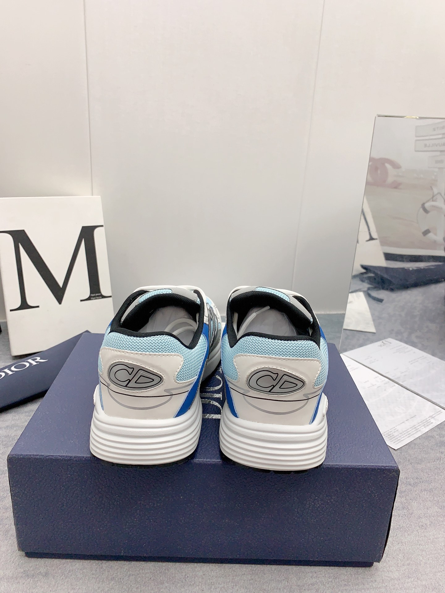 ua D*or b30 light blue mesh