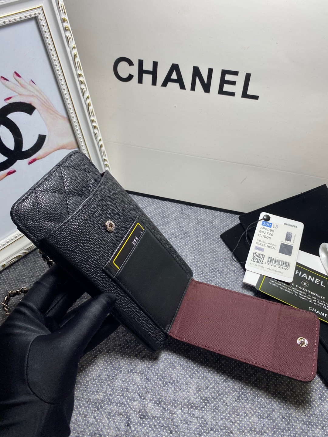 Ch*el long zipped wallet 19-11cm