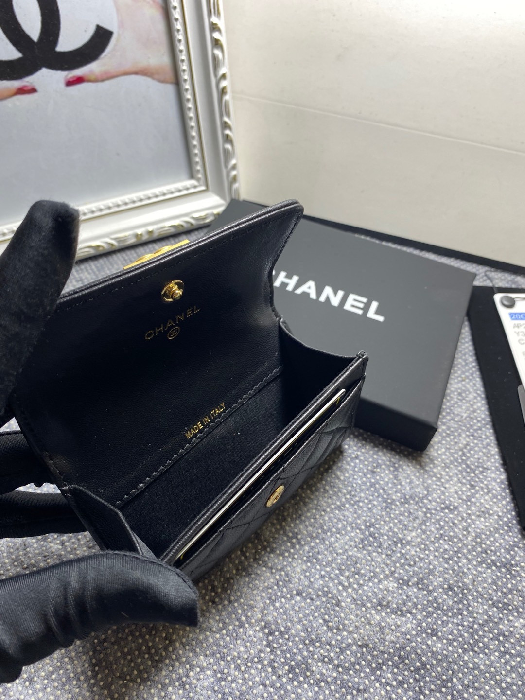 Ch*el flap wallet 12-7cm