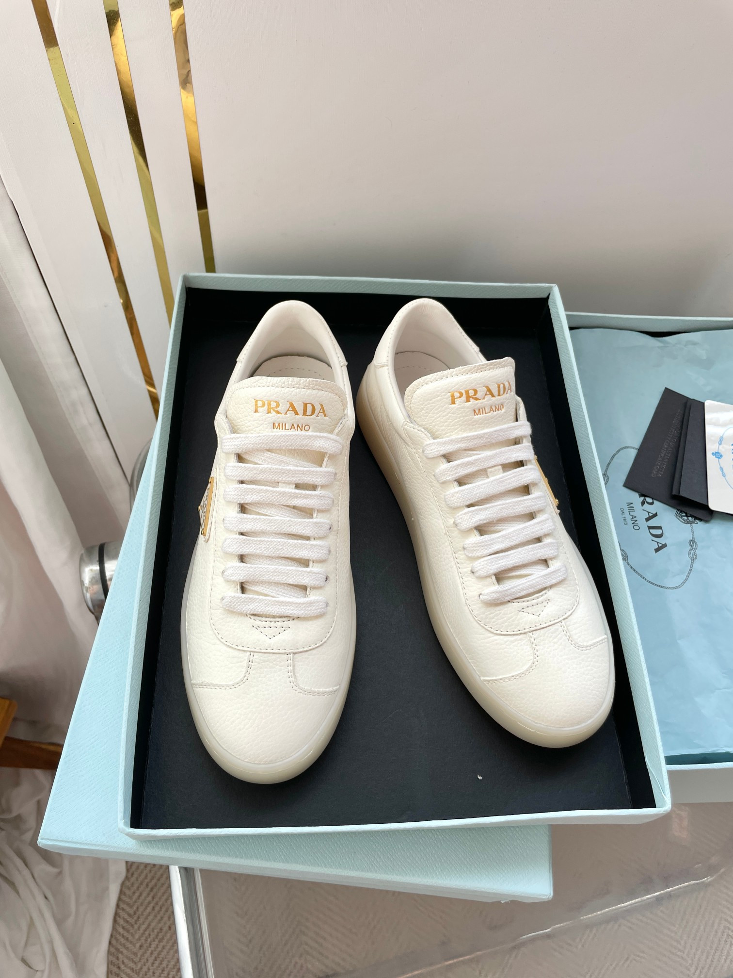 ua Pra*a downtown nappa leather sneakers