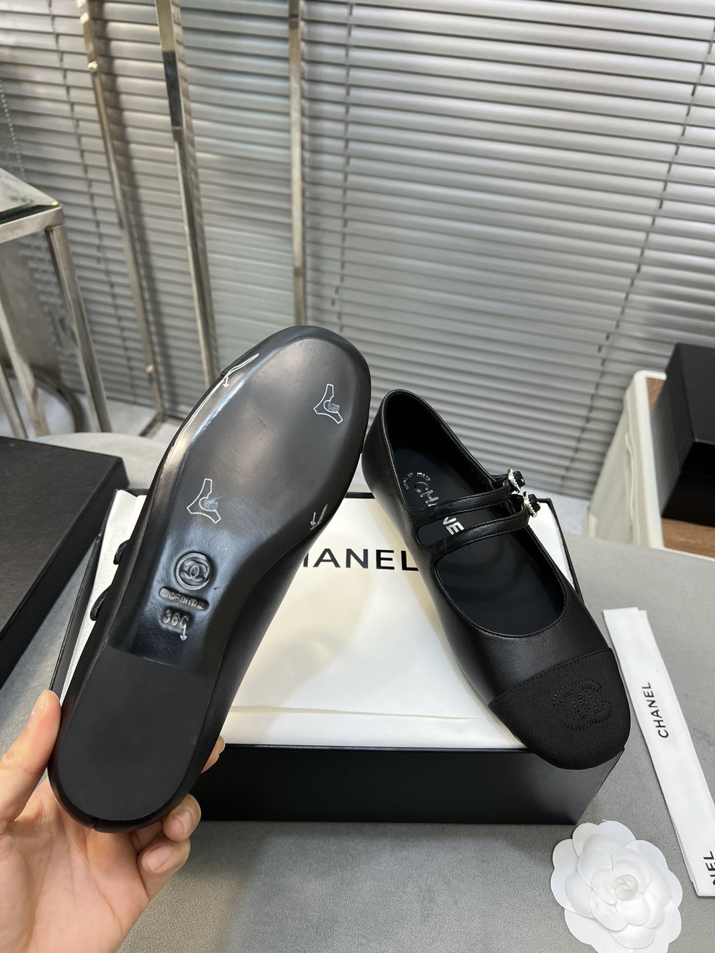 ua Ch*el mary janes  lambskin & grosgrain