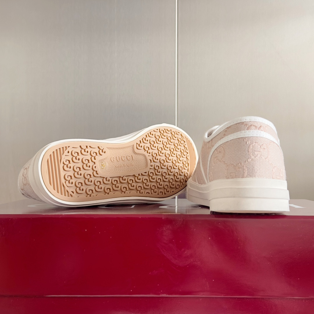 ua G*u*i gg sneaker