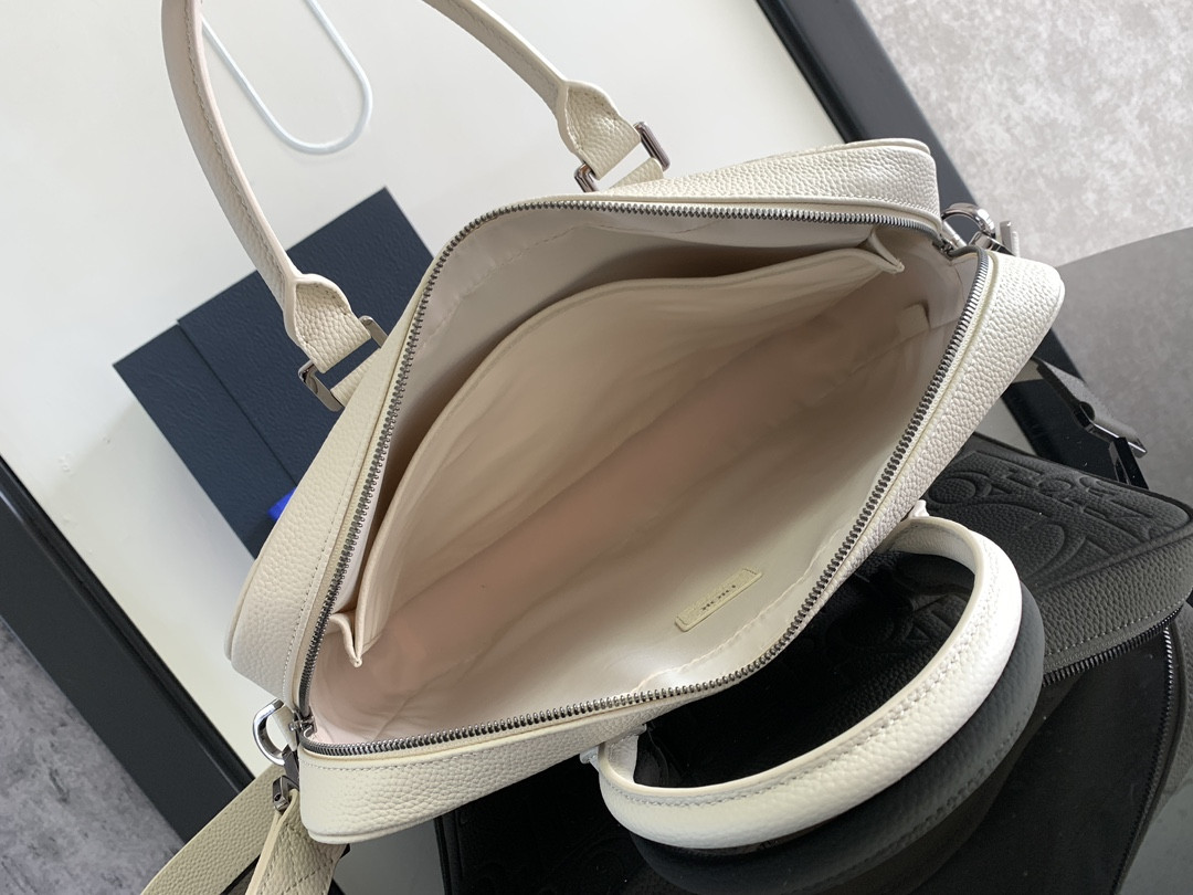 D*or briefcase white D*or gravity leather and white grained calfskin 37 x 28 x 6 cm